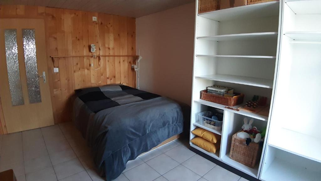 Bel appartement avec vue sur le Creux du Van room 4